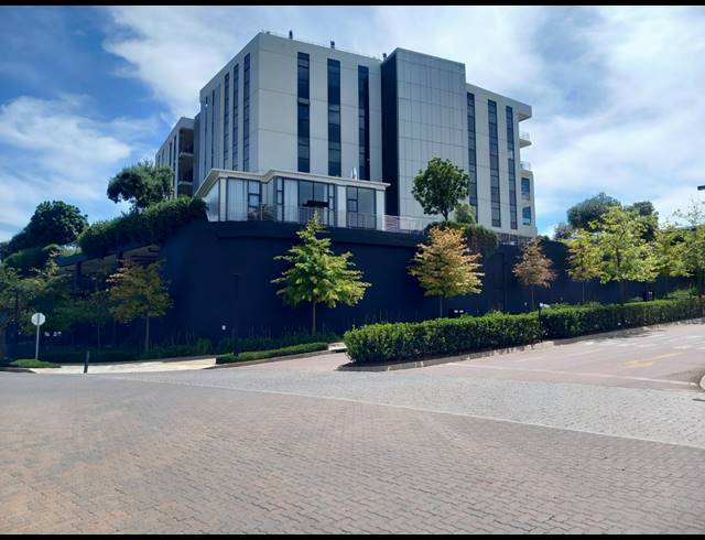 36M² OFFICE TO LET IN GLENADRIENNE